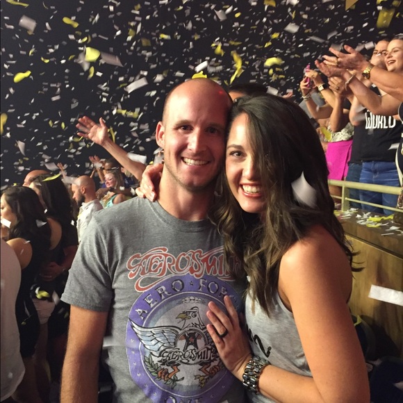 Meet your Posher, Misti - Picture 2 of 4